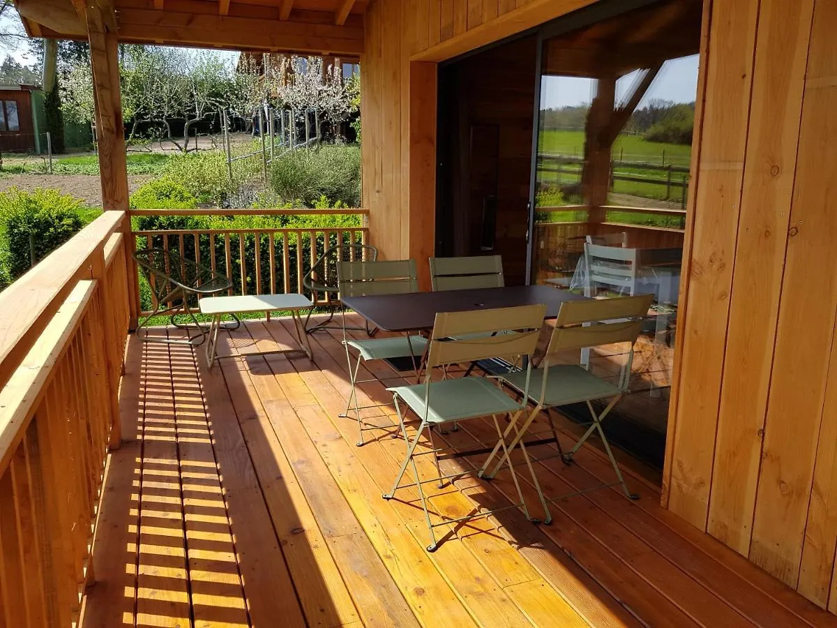 La Cabane Du Jardin Bongheat 0*,